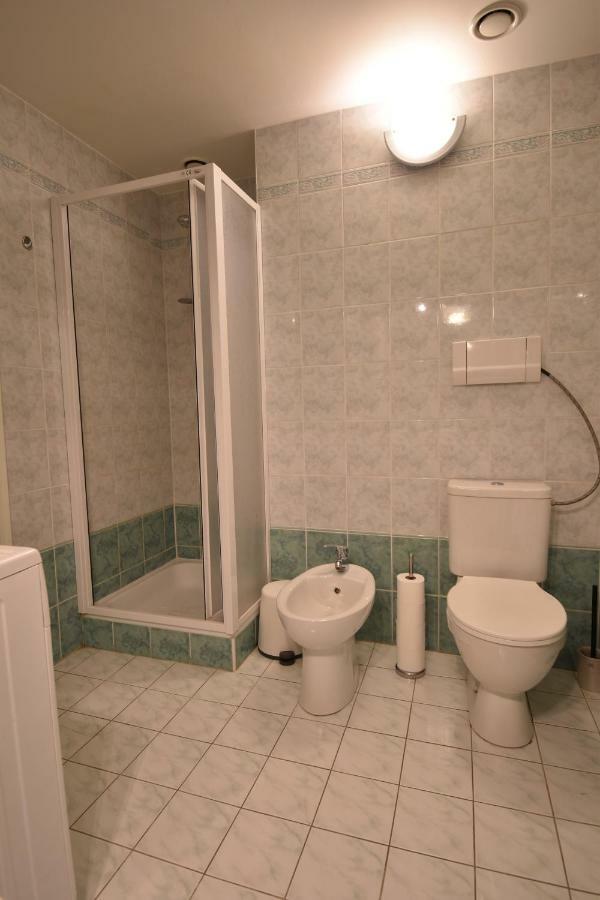 Cozy Flat By The Astronomical Clock Apartment Прага Екстериор снимка